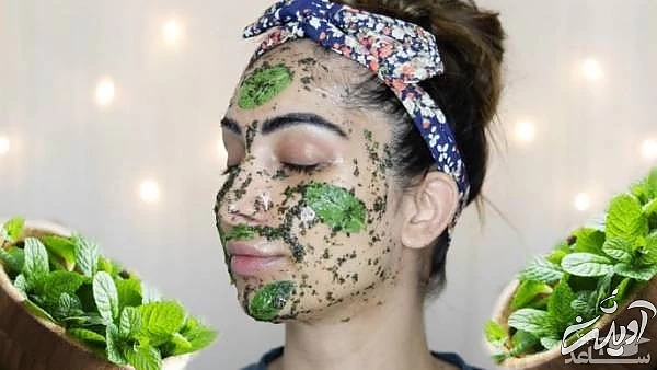 ماسک نعناع روی صورت